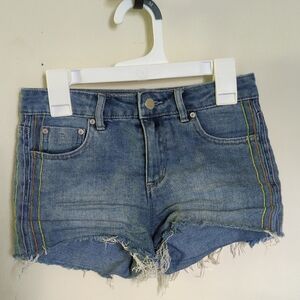 Tractr Fray Hem Shorts with Rainbow Embroidered Outseam Stretchy Girls Size 10